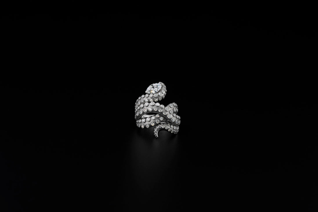 Infinity ring