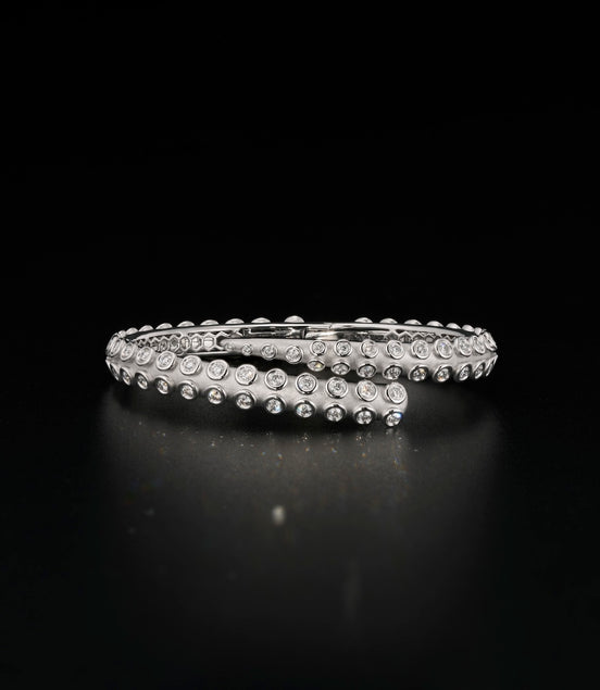 Classic Bracelet (White Gold)